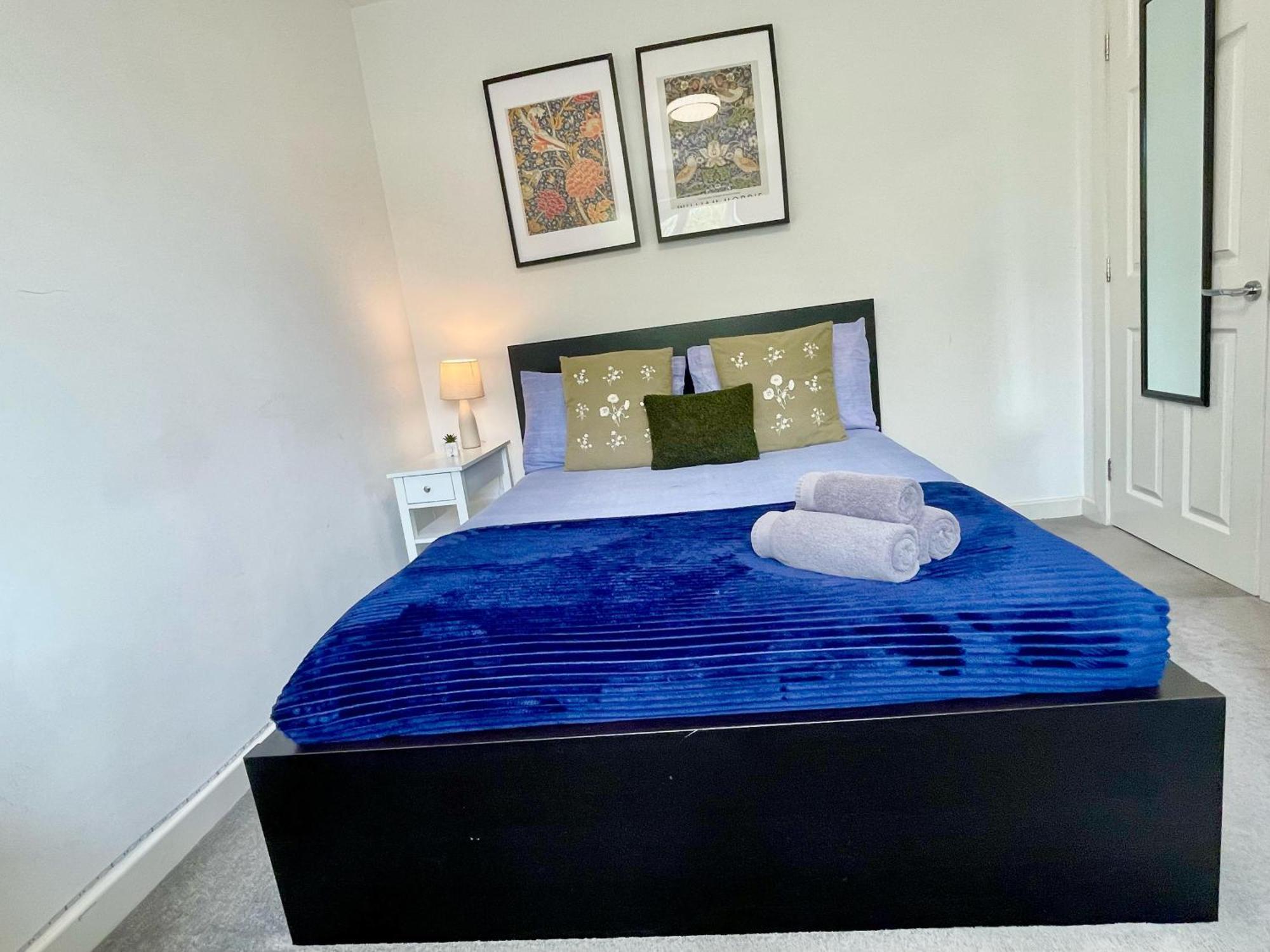 Cozy 2-bedroom Flat With Private Balcony Near Islington Station, Canonbury