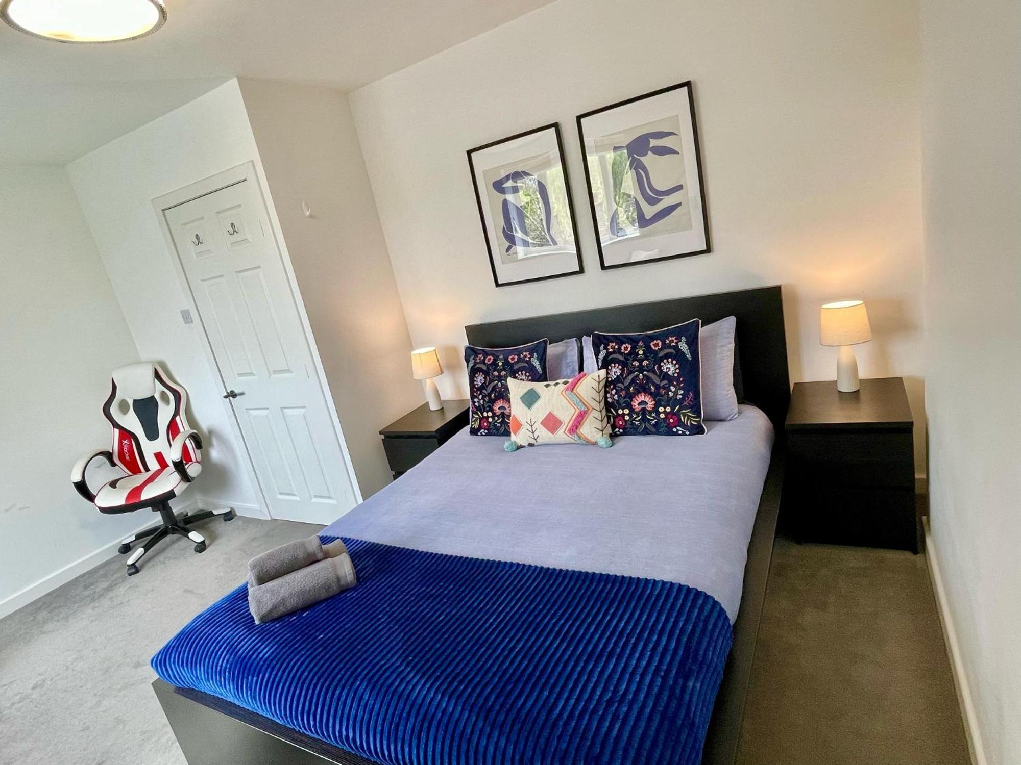 Cozy 2-bedroom Flat With Private Balcony Near Islington Station, Canonbury * London